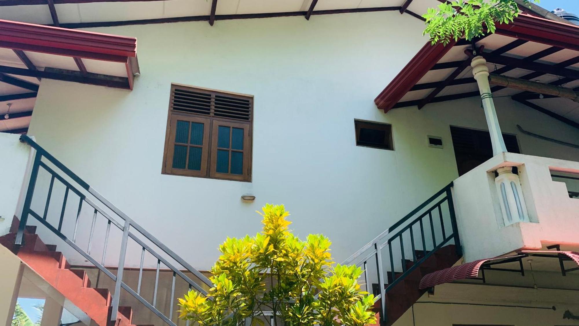 Deshan Homestay&Restaurant Tangalle Bagian luar foto